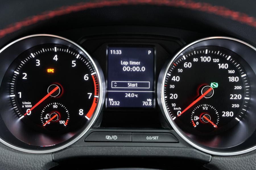  Volkswagen Polo GTi 2015 года  (ZA) (фото 14 из 22)